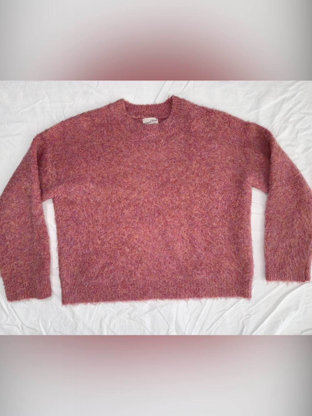 Universal Thread Women's Fuzzy Crewneck Sweater in Rose-Mauve